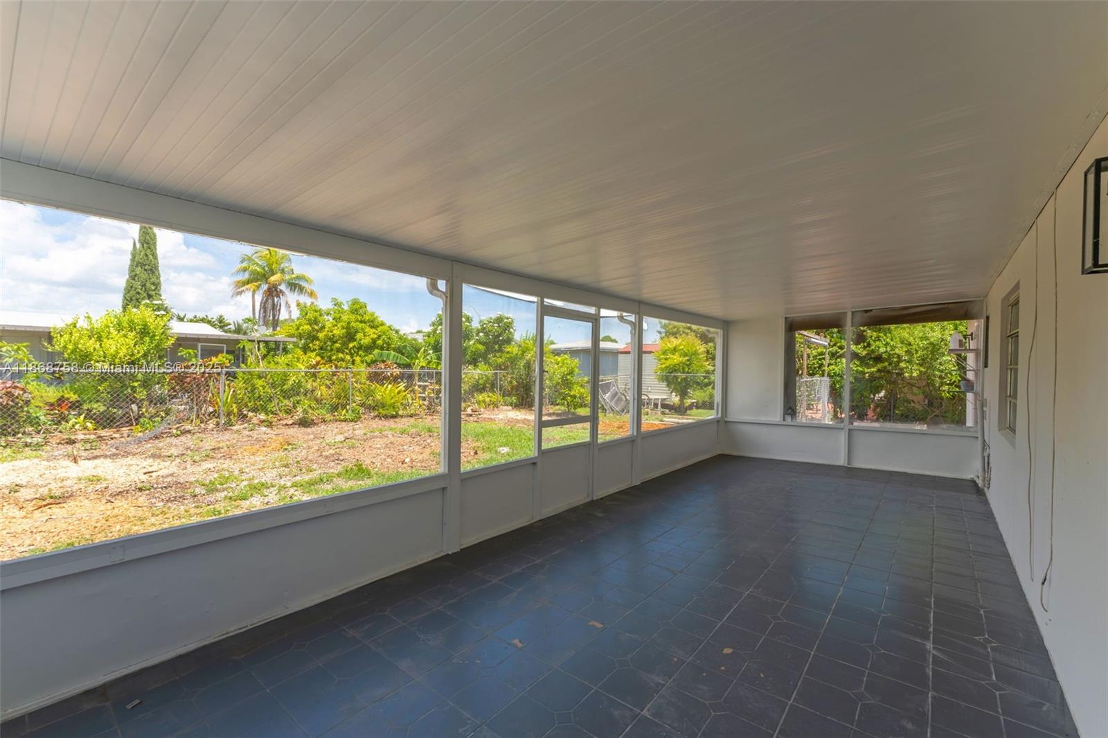 11711 Southwest 181st Terrace Miami, FL 33177 - Photo 26 of 35