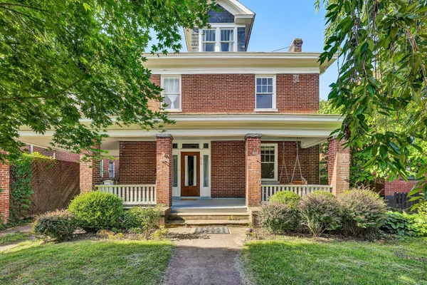$428,450 | 818 Day Avenue Southwest, Roanoke, VA 24016