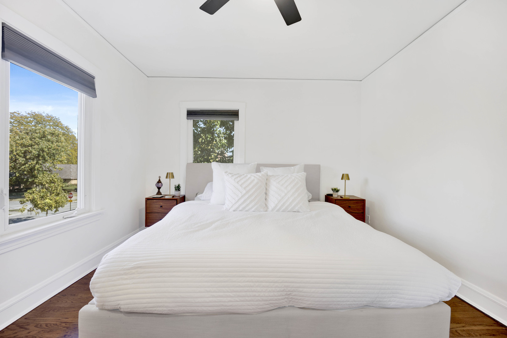 261 Herrick Road Riverside, IL 60546 - Photo 15 of 32 a large white bed in a white room