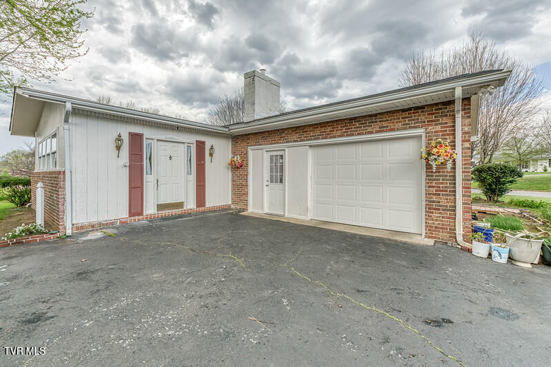 1805 Broadmoor Road Johnson City, TN 37604 - Photo 46 of 55 1805 Broadmoor Rd-34-L