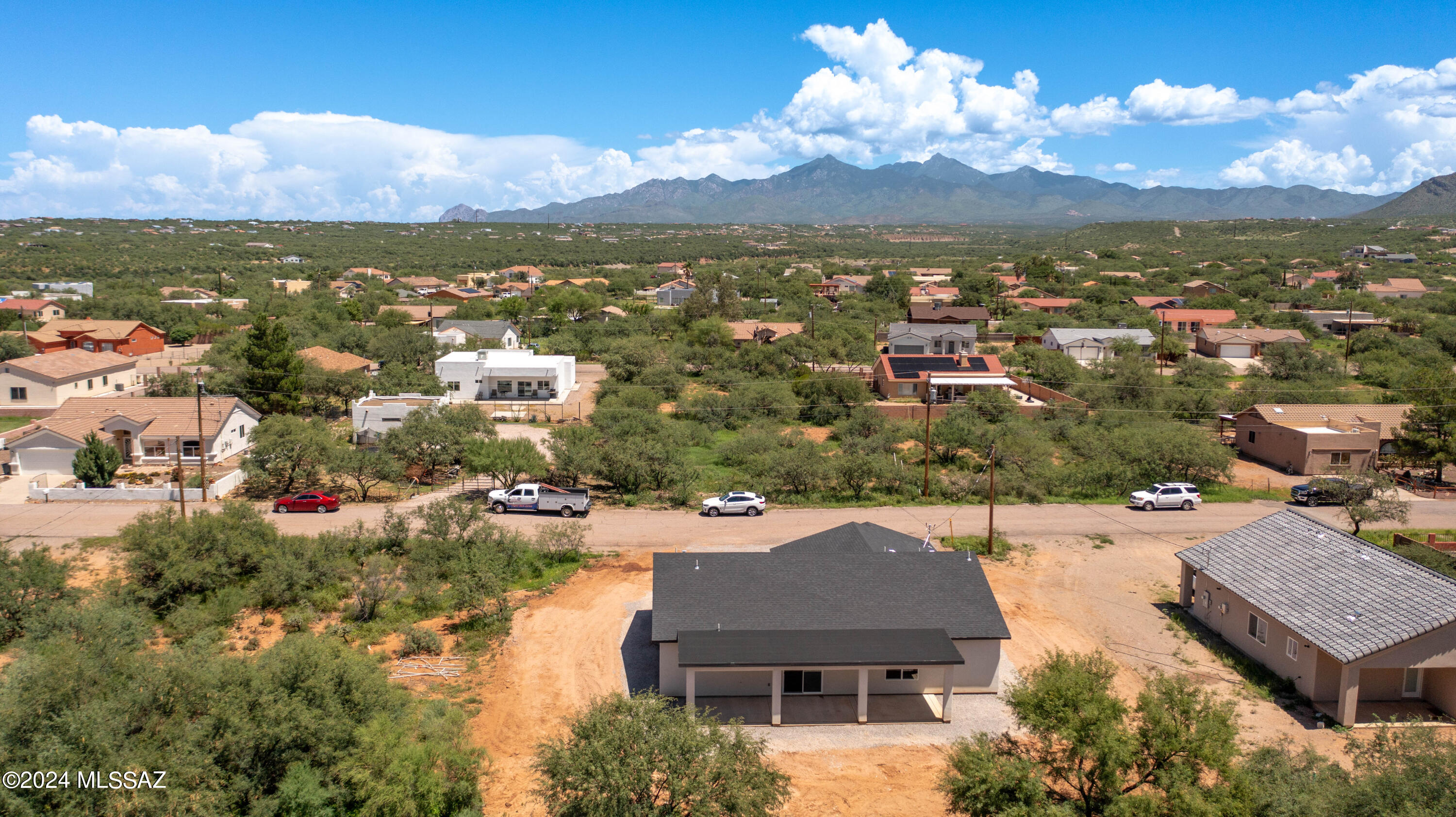 1698 Camino Barrera Rio Rico, AZ 85648 - Photo 5 of 41