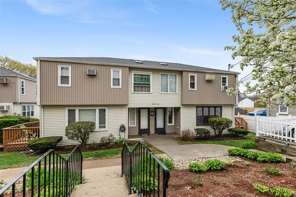 $285,000 | 27 Kiley Street, Unit 2, North Providence, RI 02911