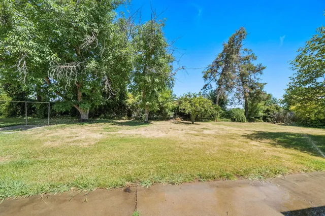 $399,000 | 13550 Trinity Avenue, Red Bluff, CA 96080