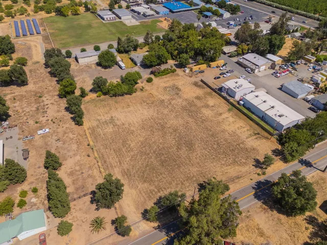 $399,000 | 13550 Trinity Avenue, Red Bluff, CA 96080