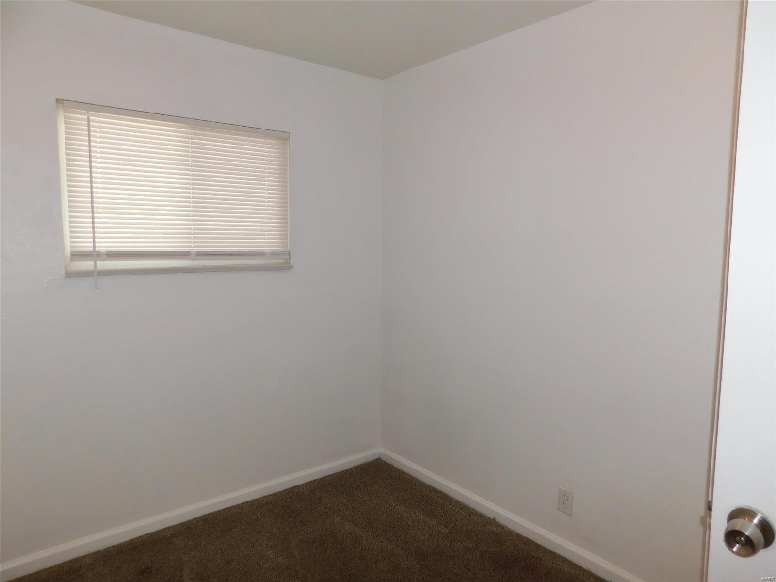 245 Glen Garry Road St. Louis, MO 63137 - Photo 11 of 23 Gallery Image 11