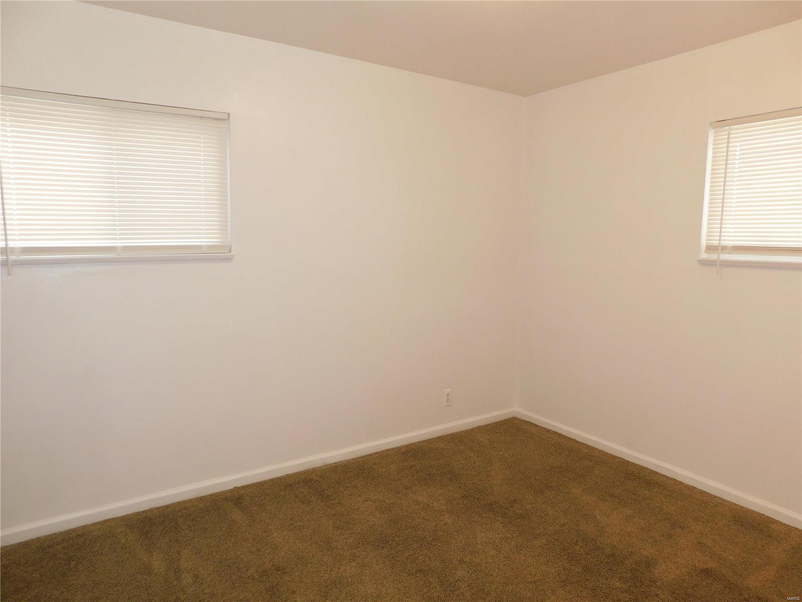 245 Glen Garry Road St. Louis, MO 63137 - Photo 15 of 23 Gallery Image 15