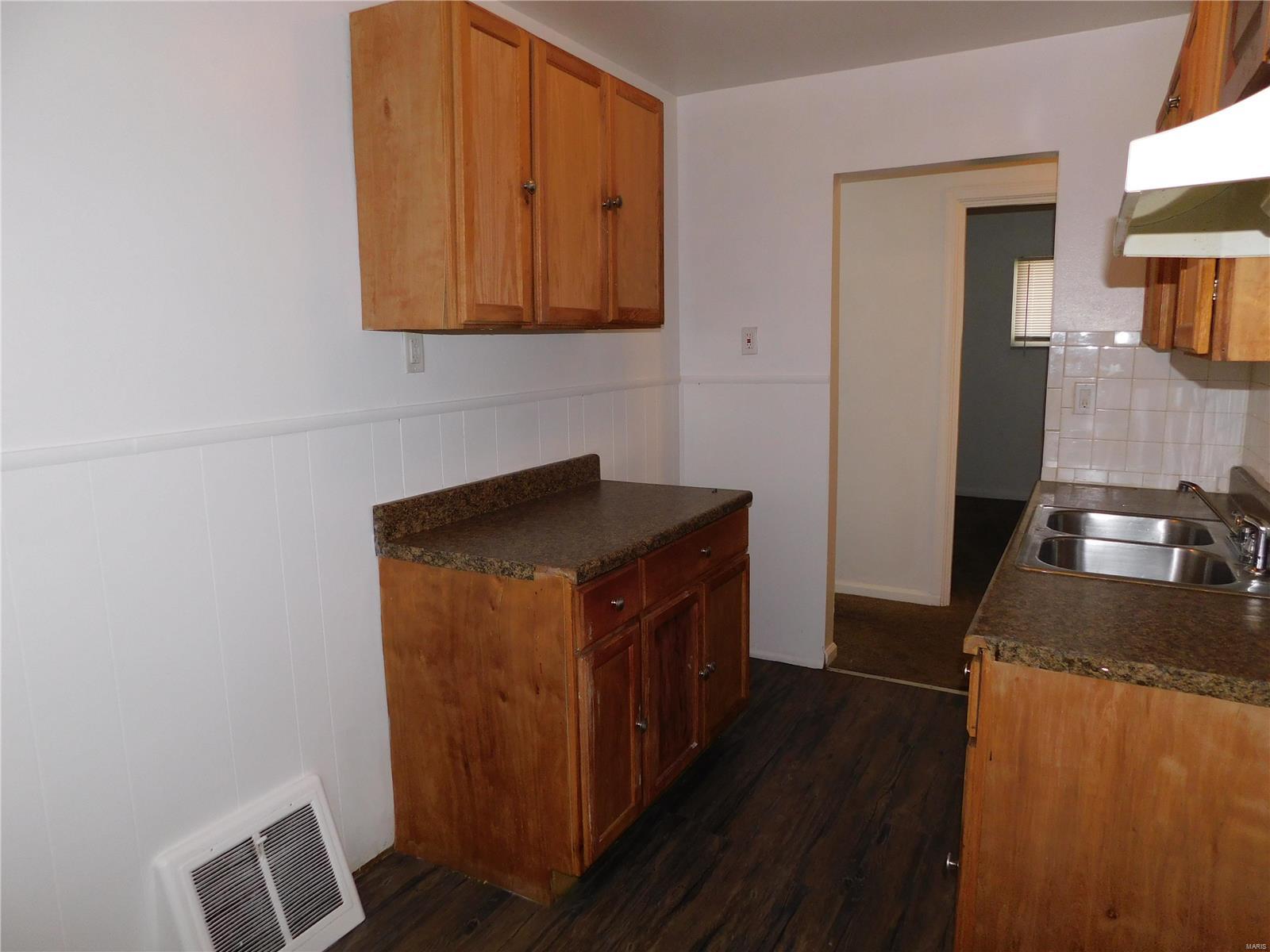 245 Glen Garry Road St. Louis, MO 63137 - Photo 8 of 23 Gallery Image 8