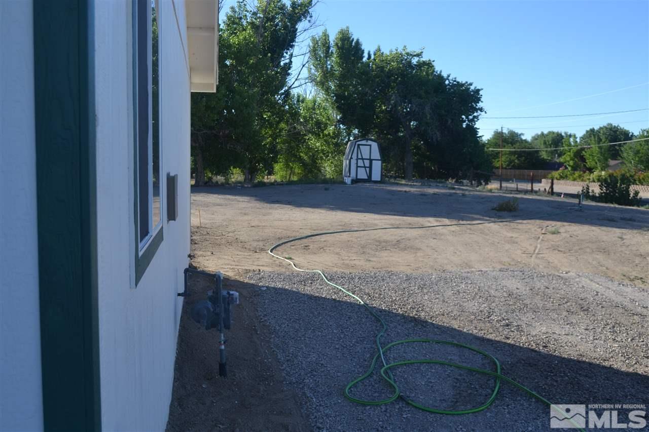 1100 McLean Road Fallon, NV 89406 - Photo 8 of 9 a view of a backyard