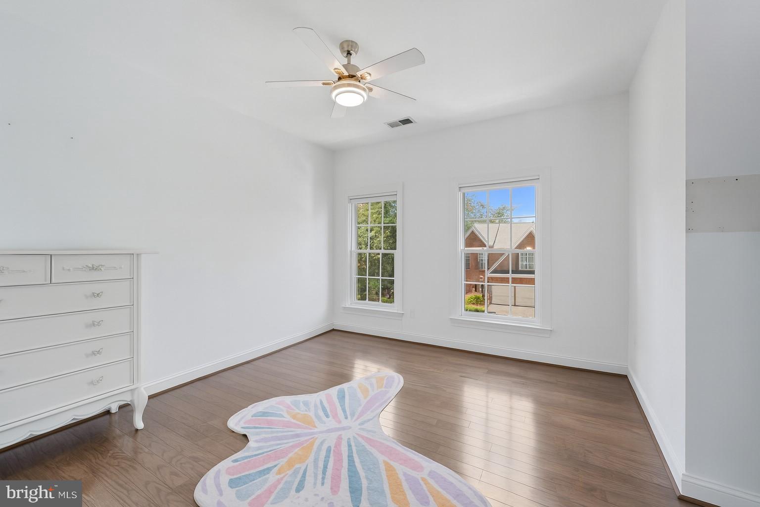 2725 Robaleed Way Herndon, VA 20171 - Photo 23 of 45 wooden floor in an empty room with a window