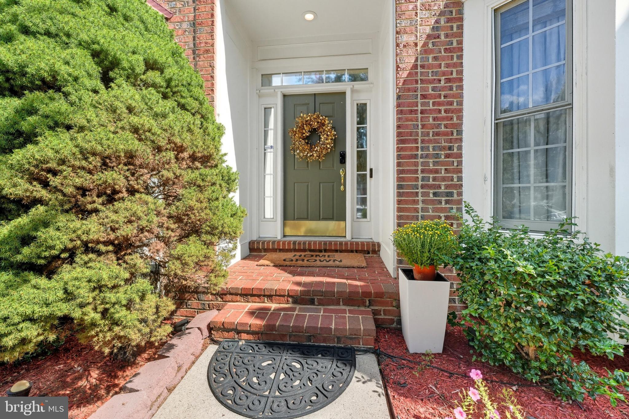 2725 Robaleed Way Herndon, VA 20171 - Photo 3 of 45 a house with trees in front of it