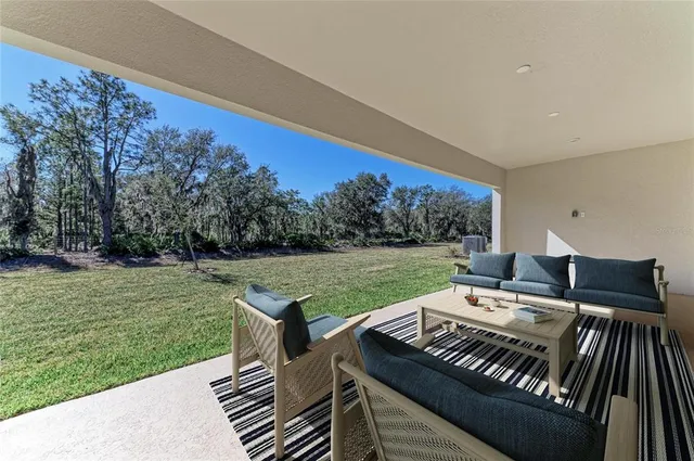 $819,990 | 15014 Rider Pass Drive, Lithia, FL 33547