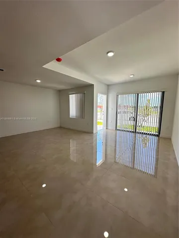 a view of livingroom with furniture
