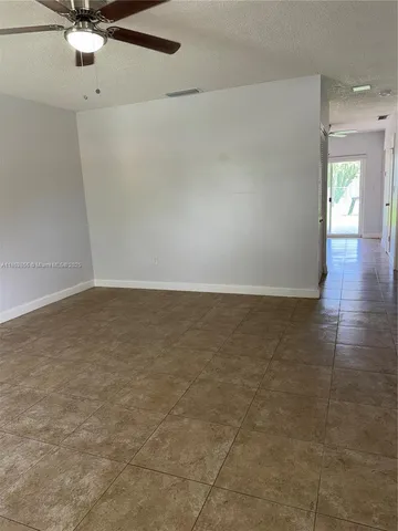 $3,000 | 5780 Southwest 61st Street, Unit 2, Miami, FL 33143