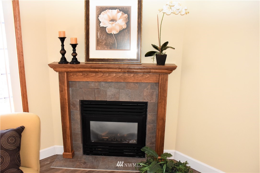 218 218th Place Southeast Bothell, WA 98021 - Photo 6 of 20