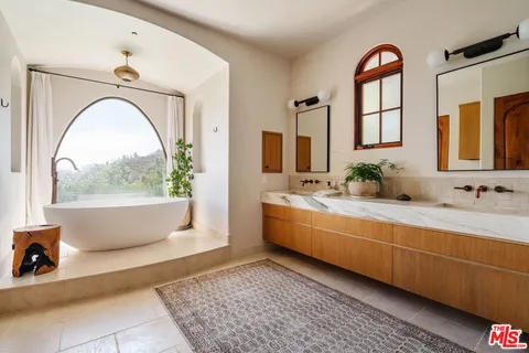 $6,999,000 | 2656 Vista Del Mar Road, Topanga, CA 90290