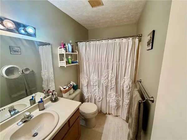 $264,900 | 6312 Bentley Drive, Victor, NY 14564