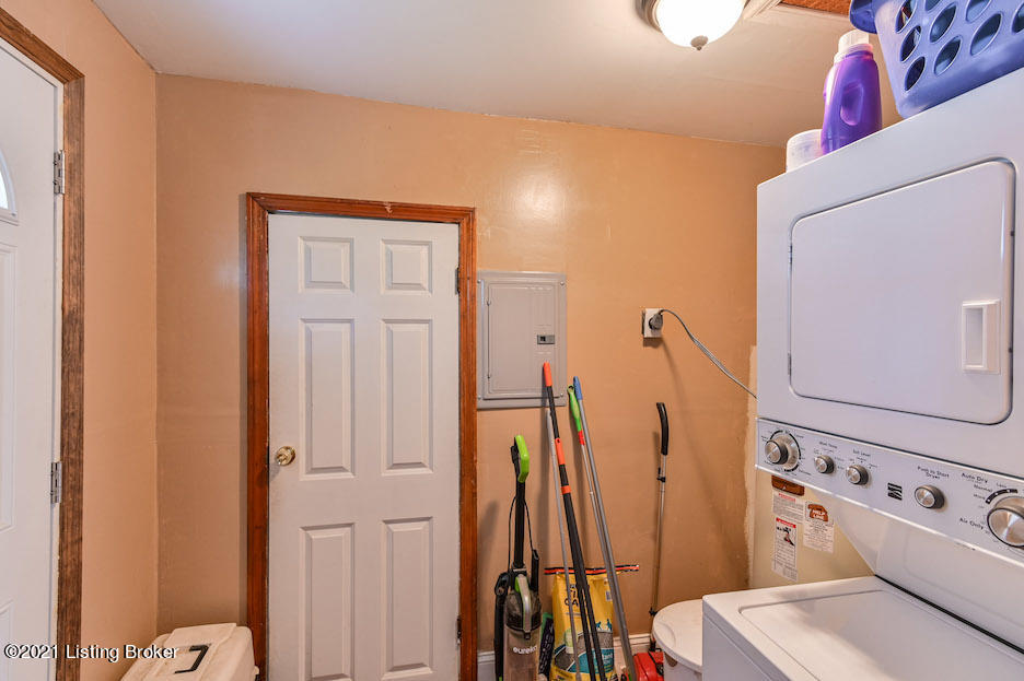 3401 Olive Road Louisville, KY 40219 - Photo 17 of 21 3401 Olive Rd 11