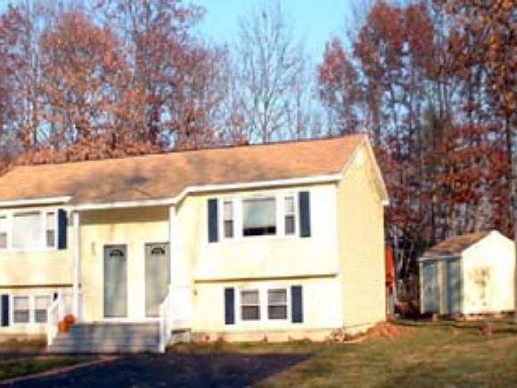 32 R Derryfield Road, Unit 32 Derry, NH 03038 - Photo 1 of 1
