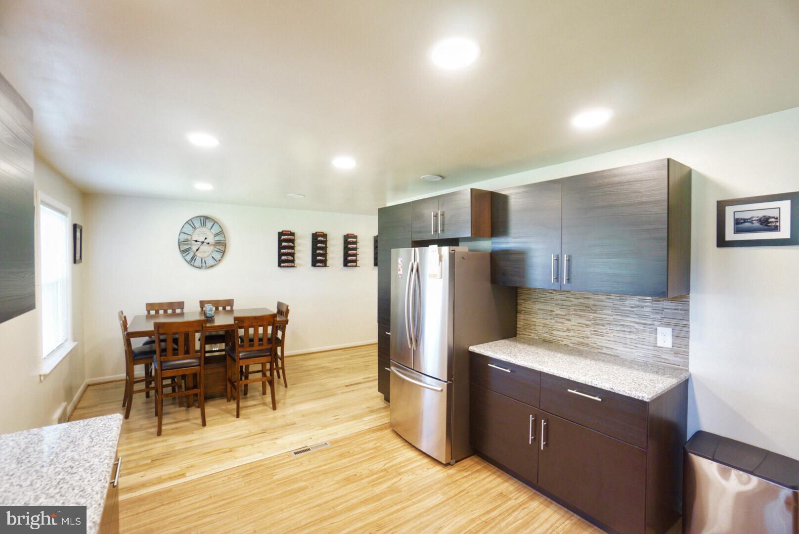 333 Irving Road York, PA 17403 - Photo 3 of 24 Gallery Image 3