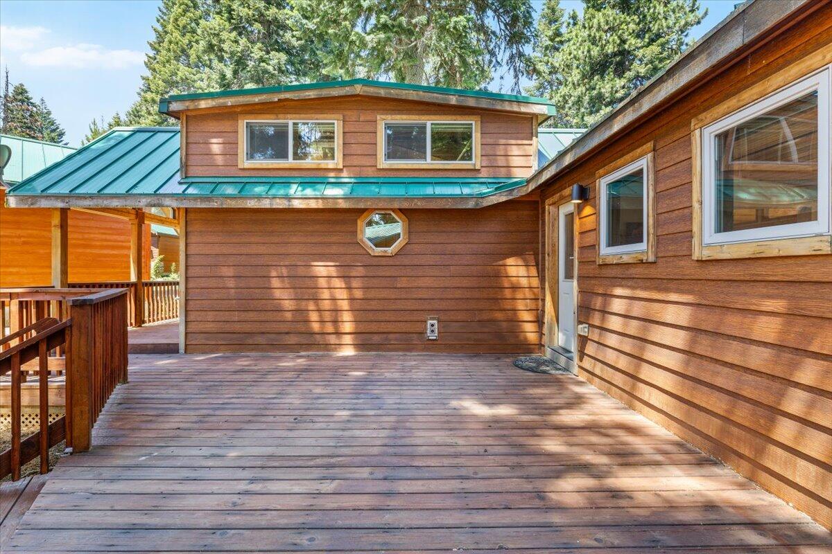 7979 Hyatt Prairie Road, Unit 32 Ashland, OR 97520 - Photo 23 of 38 23_Cabin_32