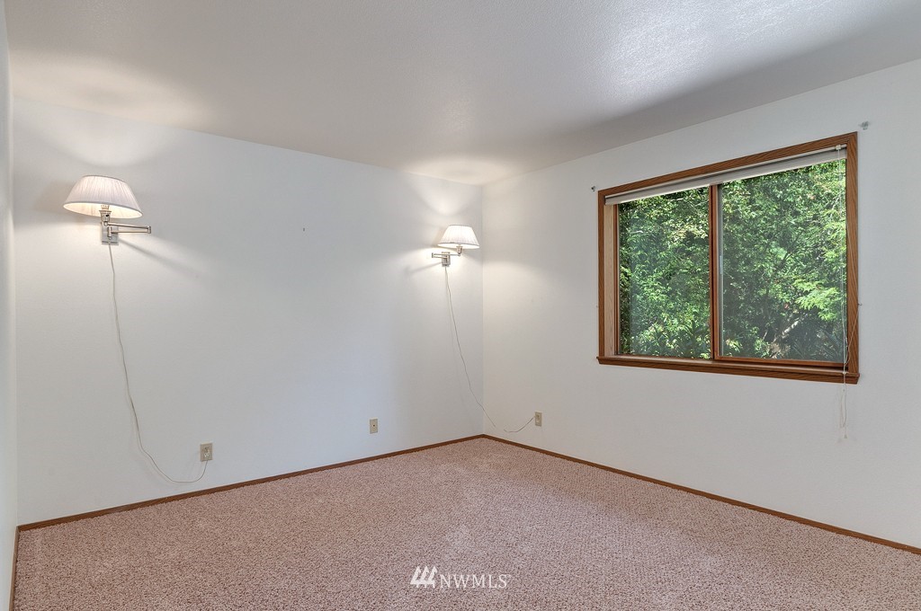 21201 President Point Road Northeast Kingston, WA 98346 - Photo 11 of 20 Gallery Image 11