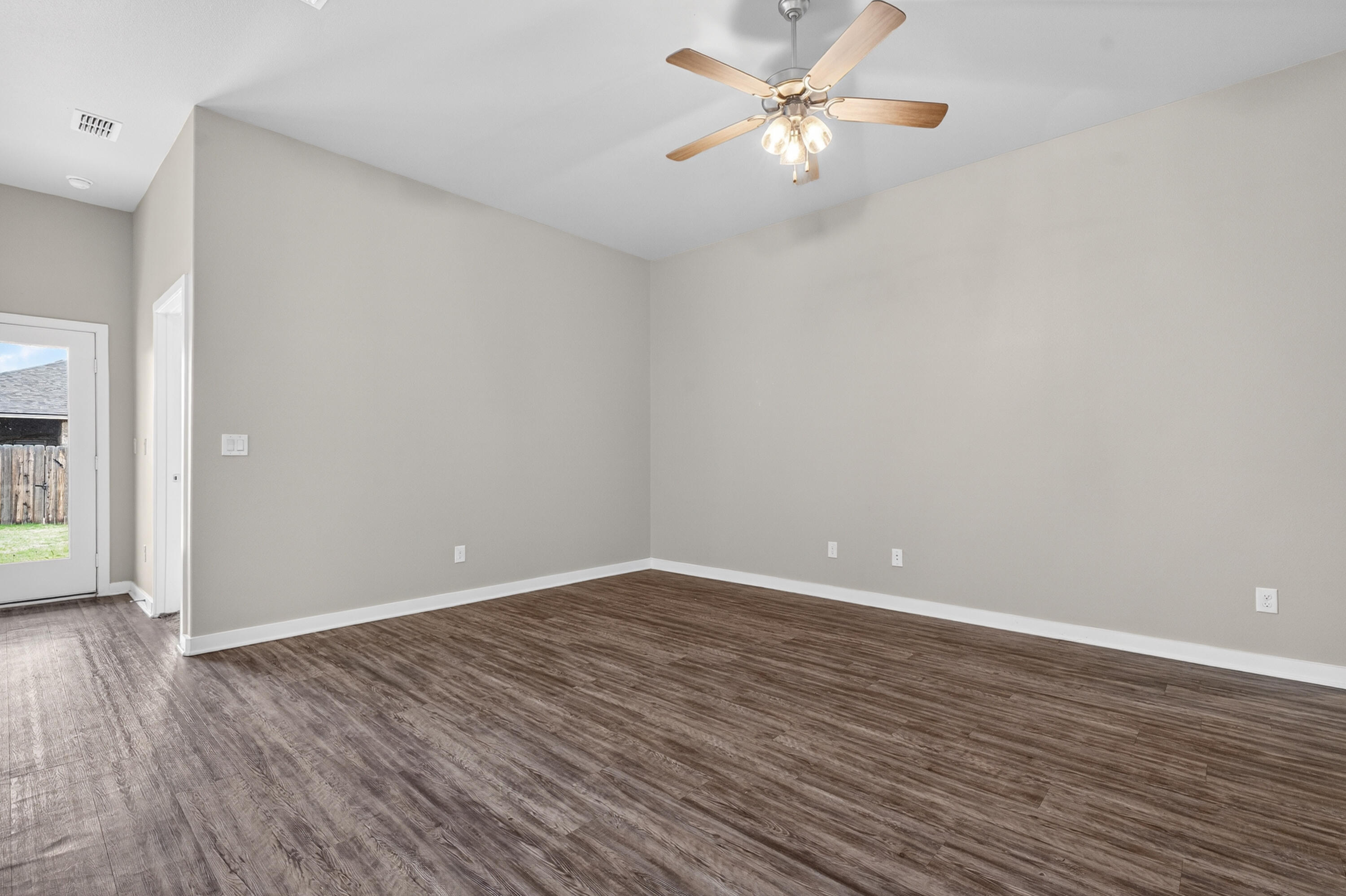 2002 137th Street Lubbock, TX 79423 - Photo 8 of 24 DSC04916