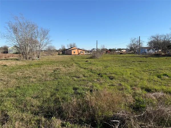 $85,000 | 1508 Perryman Avenue, Palacios, TX 77465