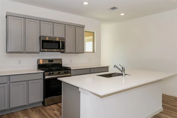 $2,000 | 4314 Sonora Prairie Trail, Baytown, TX 77521