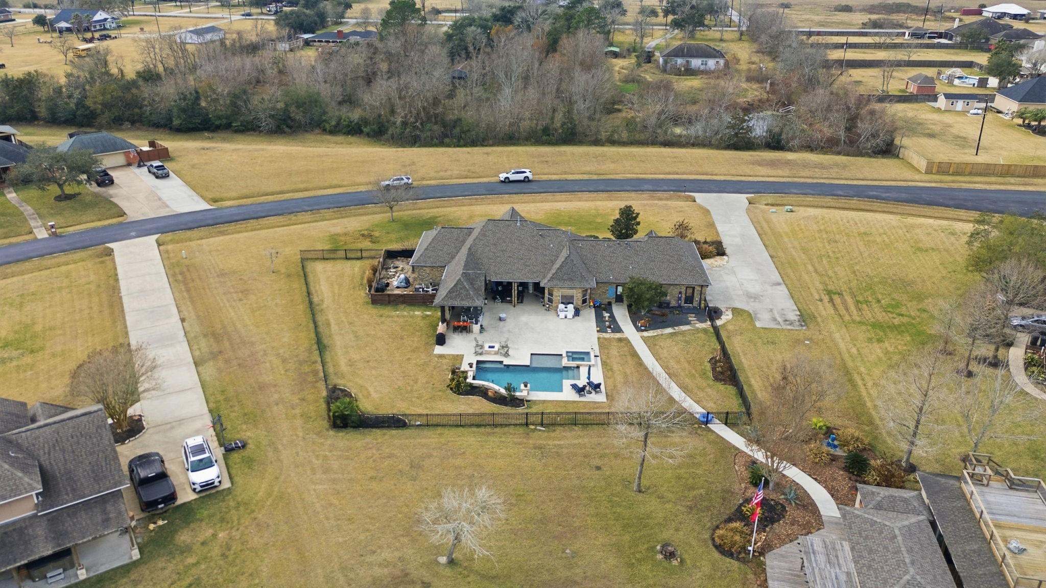 422 Lago Circle Santa Fe, TX 77517 - Photo 11 of 44