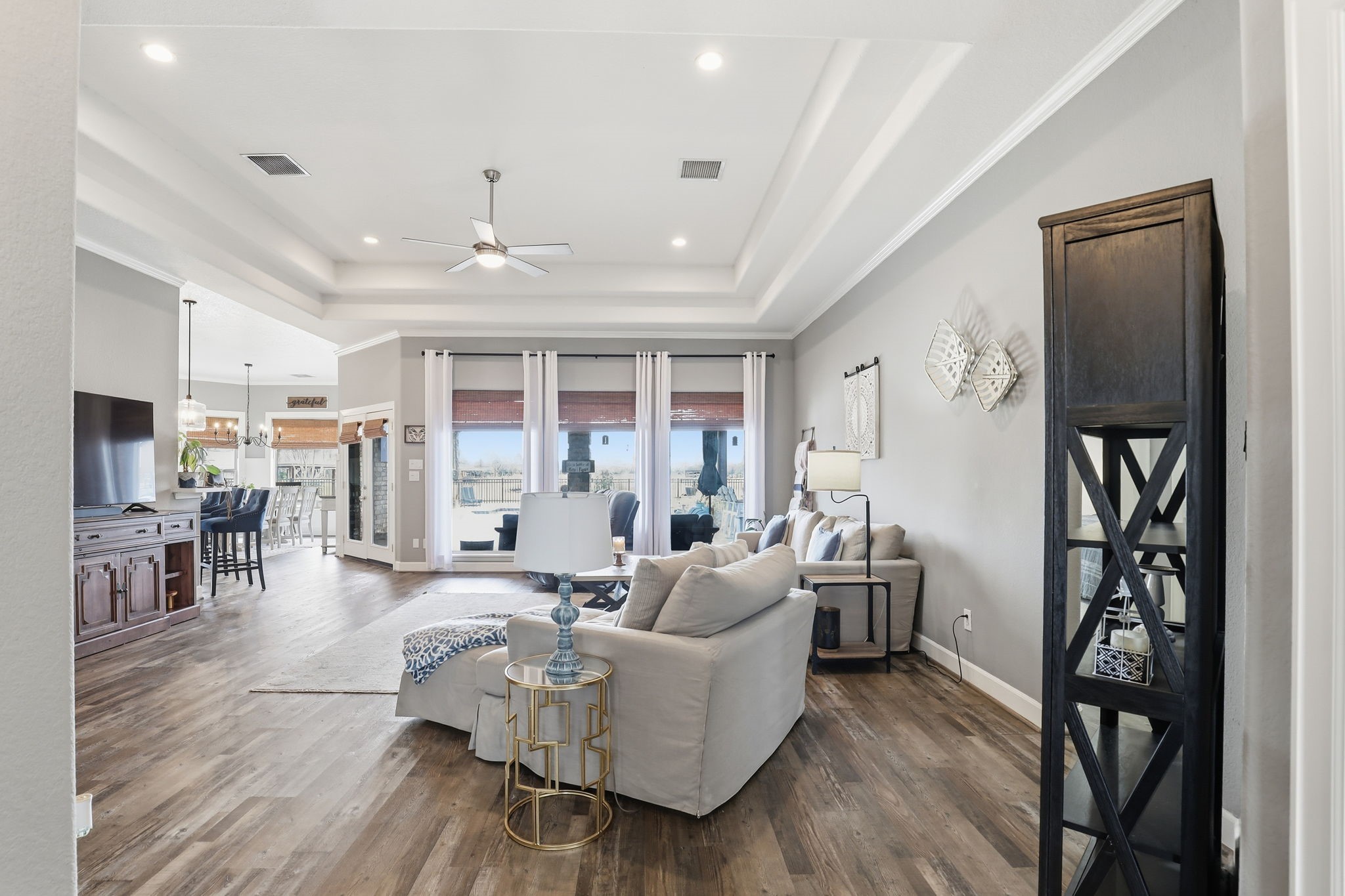 422 Lago Circle Santa Fe, TX 77517 - Photo 13 of 44