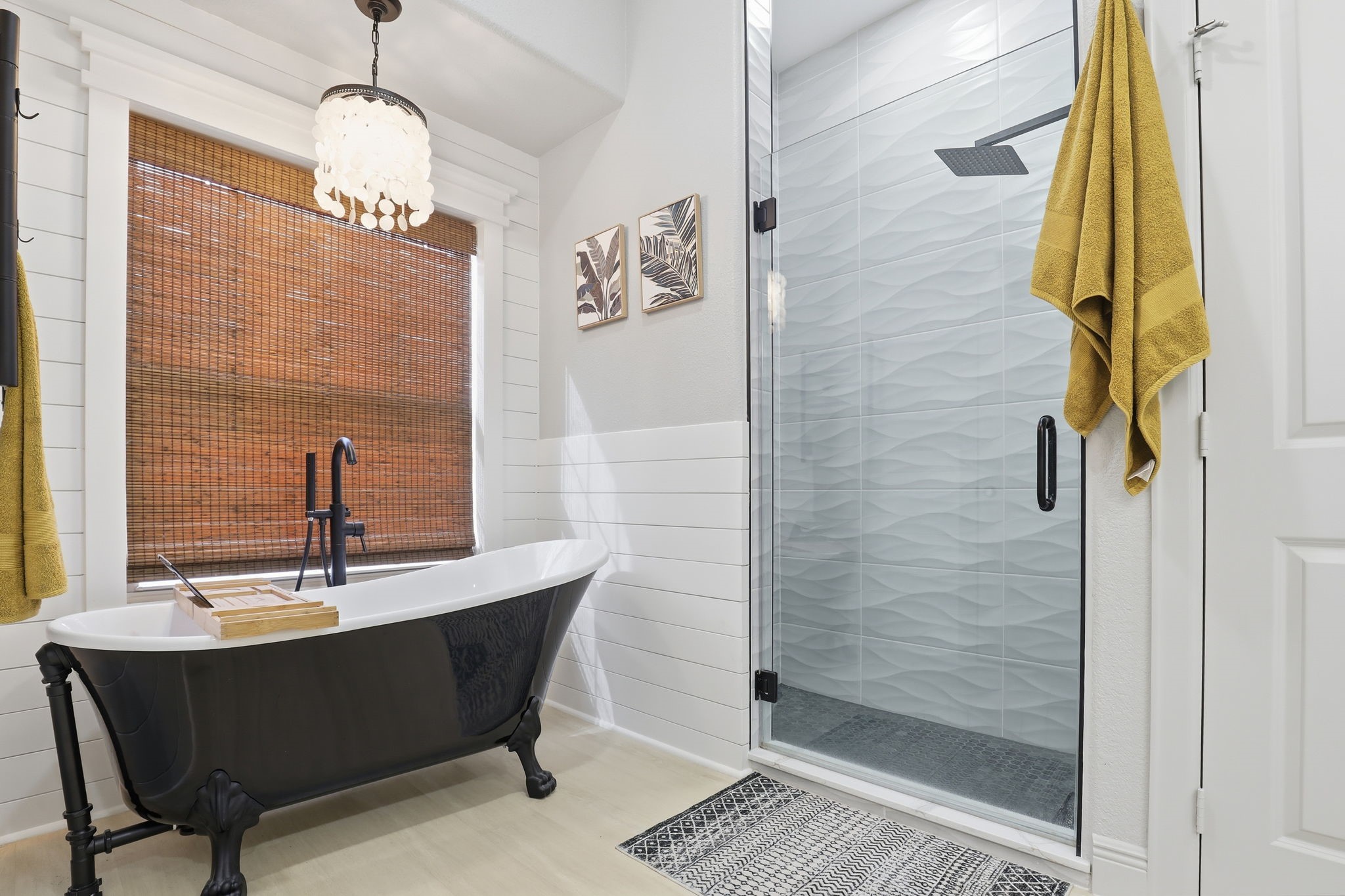 422 Lago Circle Santa Fe, TX 77517 - Photo 26 of 44 New bathroom