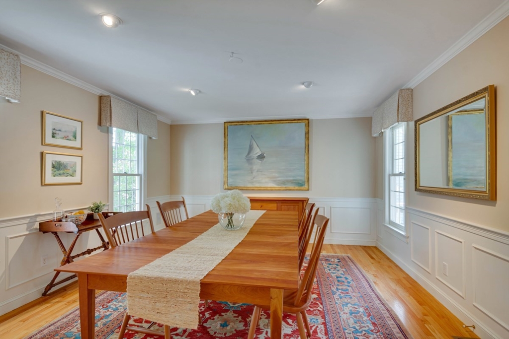 96 Richdale Road Needham, MA 02494 - Photo 9 of 41