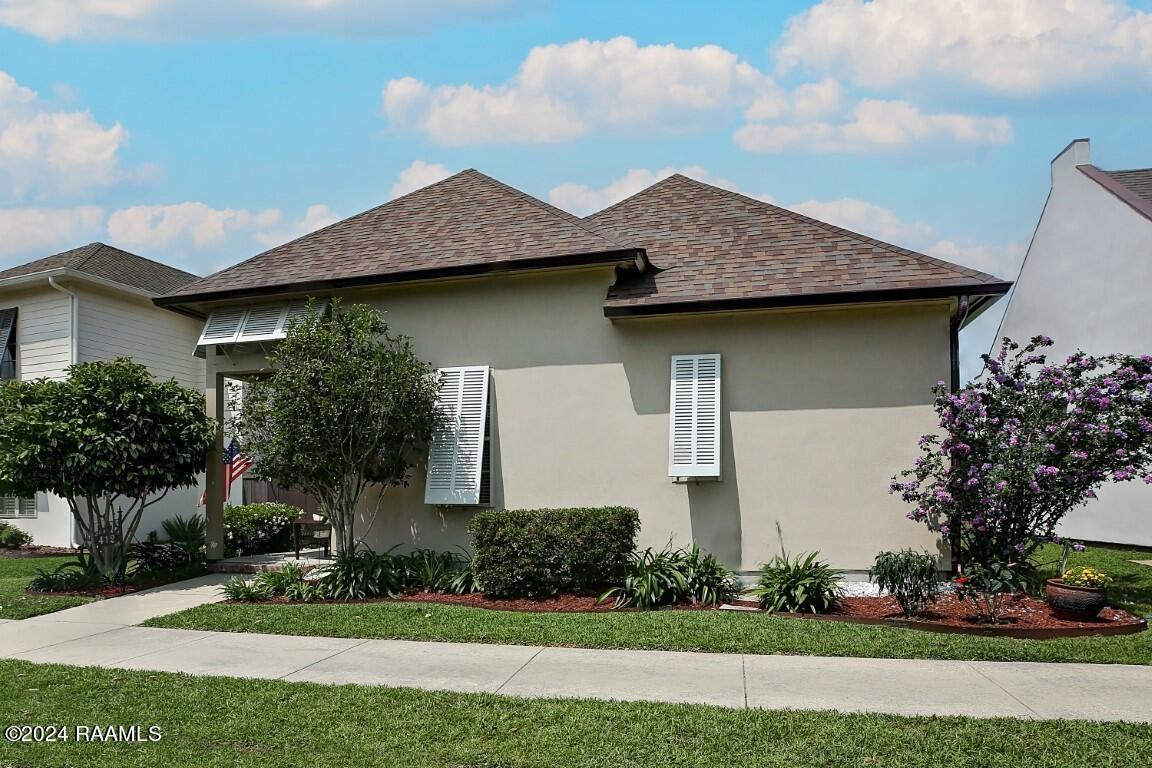 412 Harbor Road Youngsville, LA 70592 - Photo 3 of 34 412 Harbor-1