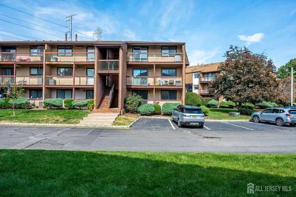$2,350 | 312 Edison Glen Terrace, Edison, NJ 08837