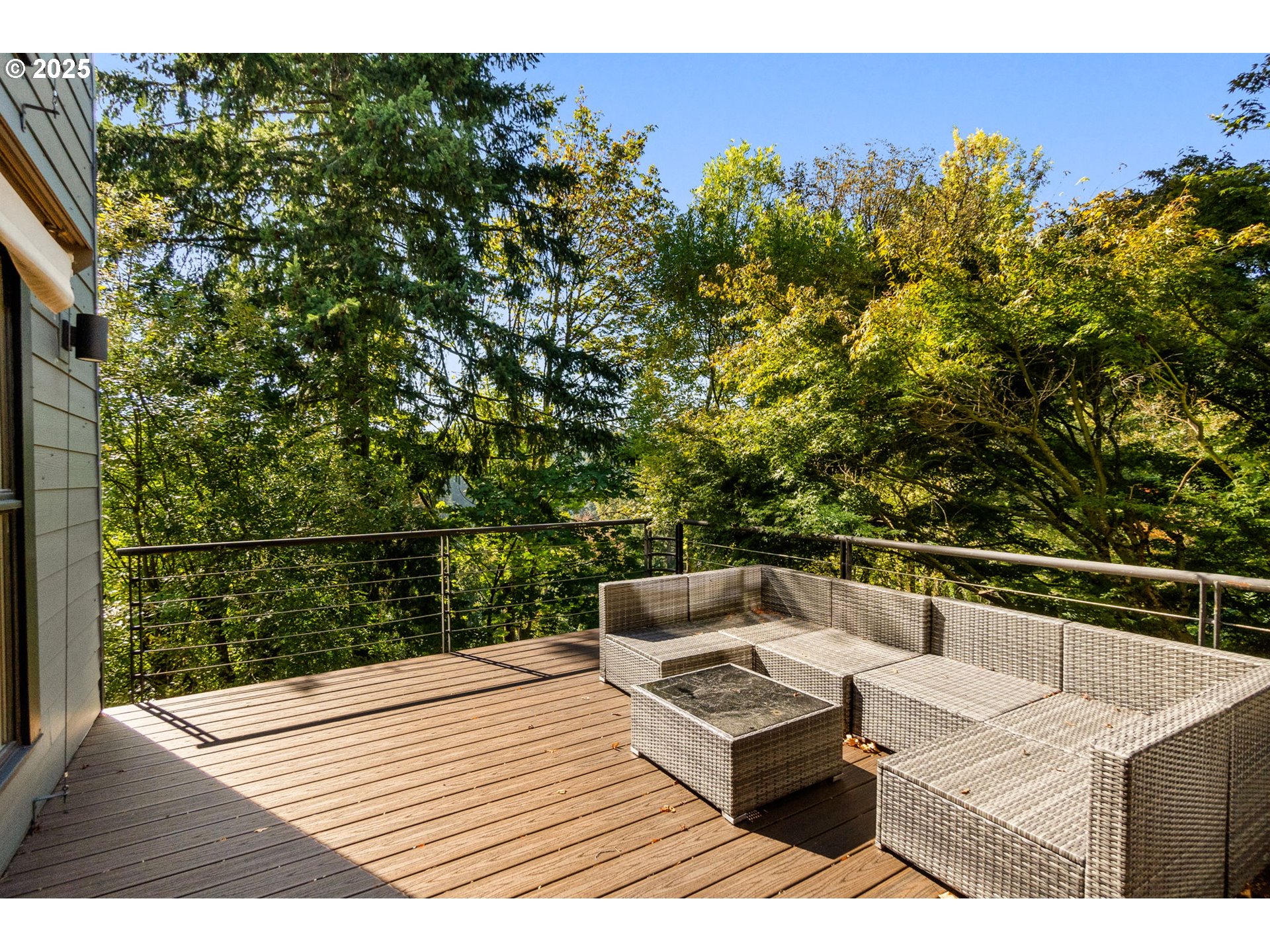 444 Northwest Hermosa Boulevard Portland, OR 97210 - Photo 28 of 35