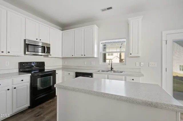 $1,850 | 1304 Cozart Street, Unit 424, Durham, NC 27704