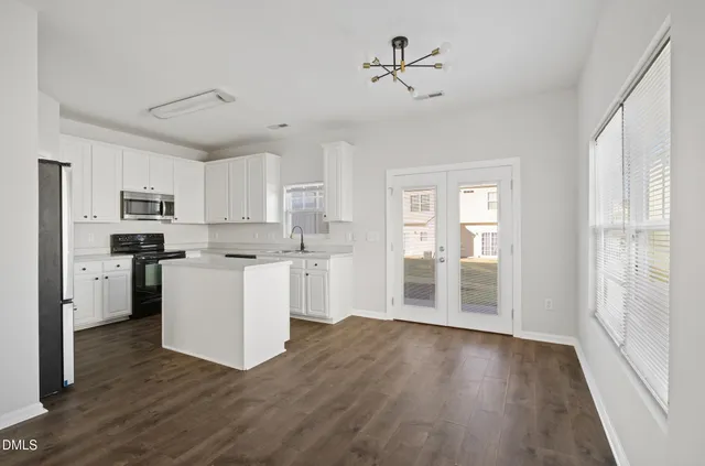 $1,850 | 1304 Cozart Street, Unit 424, Durham, NC 27704