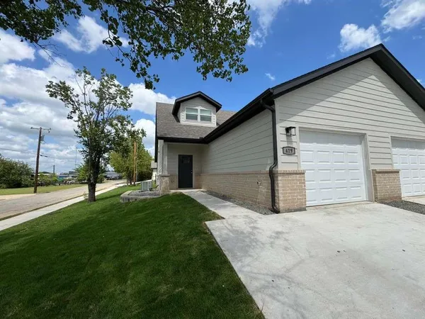 $1,950 | 419 West Dulin Street, Unit 419, Sherman, TX 75090