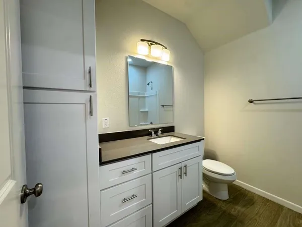 $1,950 | 419 West Dulin Street, Unit 419, Sherman, TX 75090