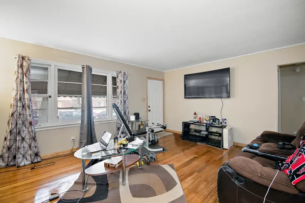 $70,000 | 13707 South Atlantic Avenue, Riverdale, IL 60827