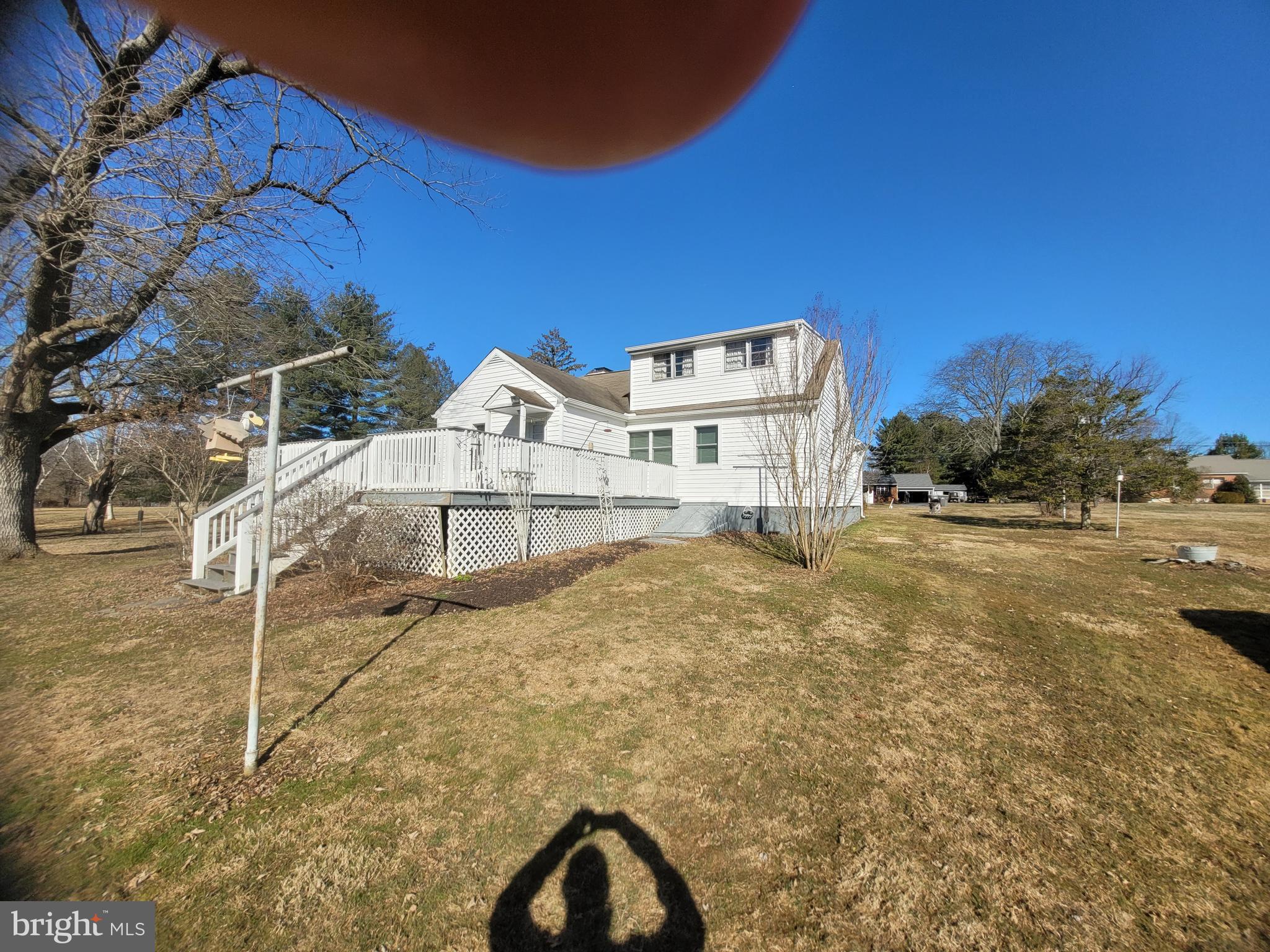 832 Evanson Road Hockessin, DE 19707 - Photo 2 of 31