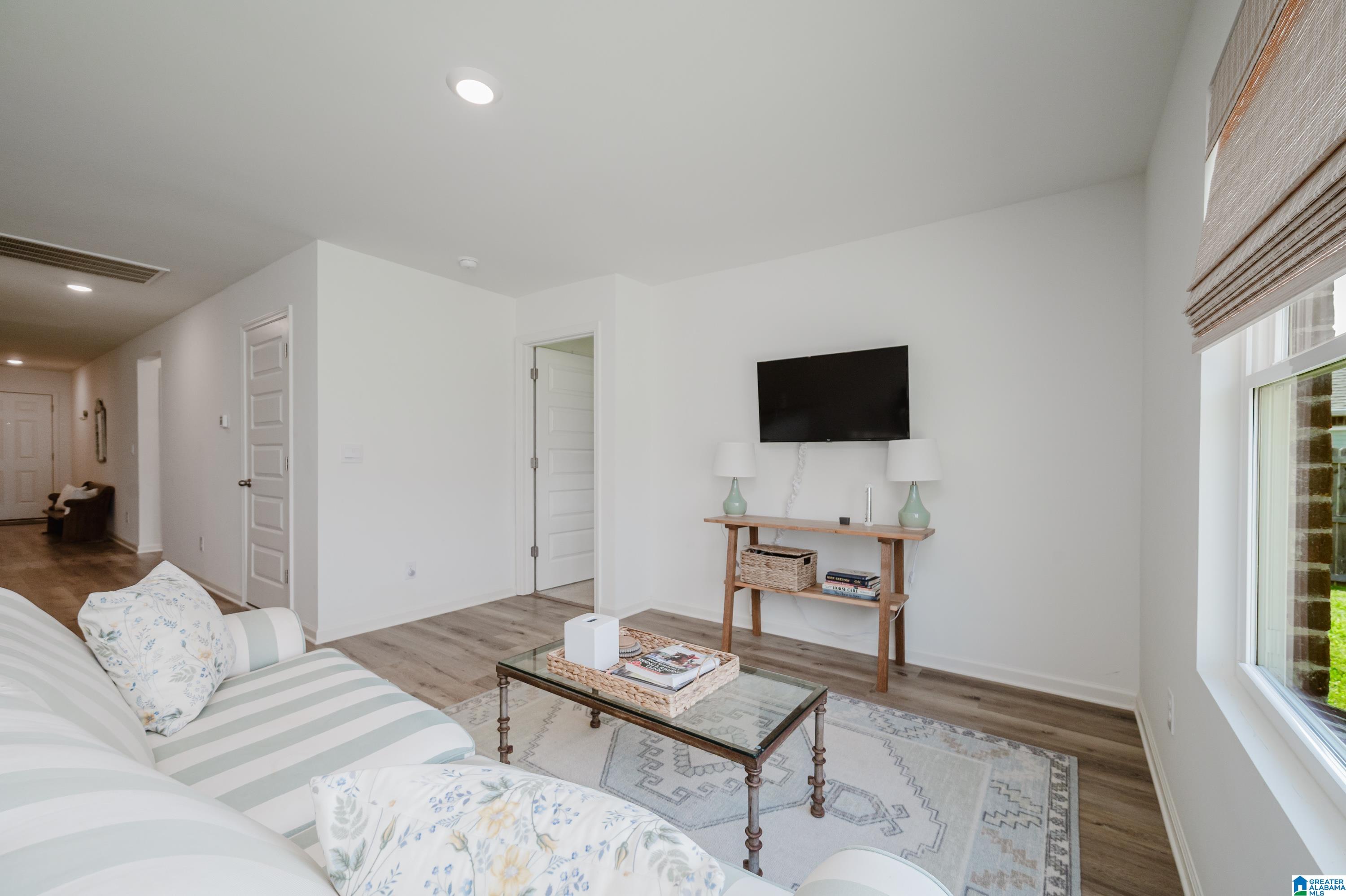 6982 Southern Trace Loop Leeds, AL 35094 - Photo 19 of 46