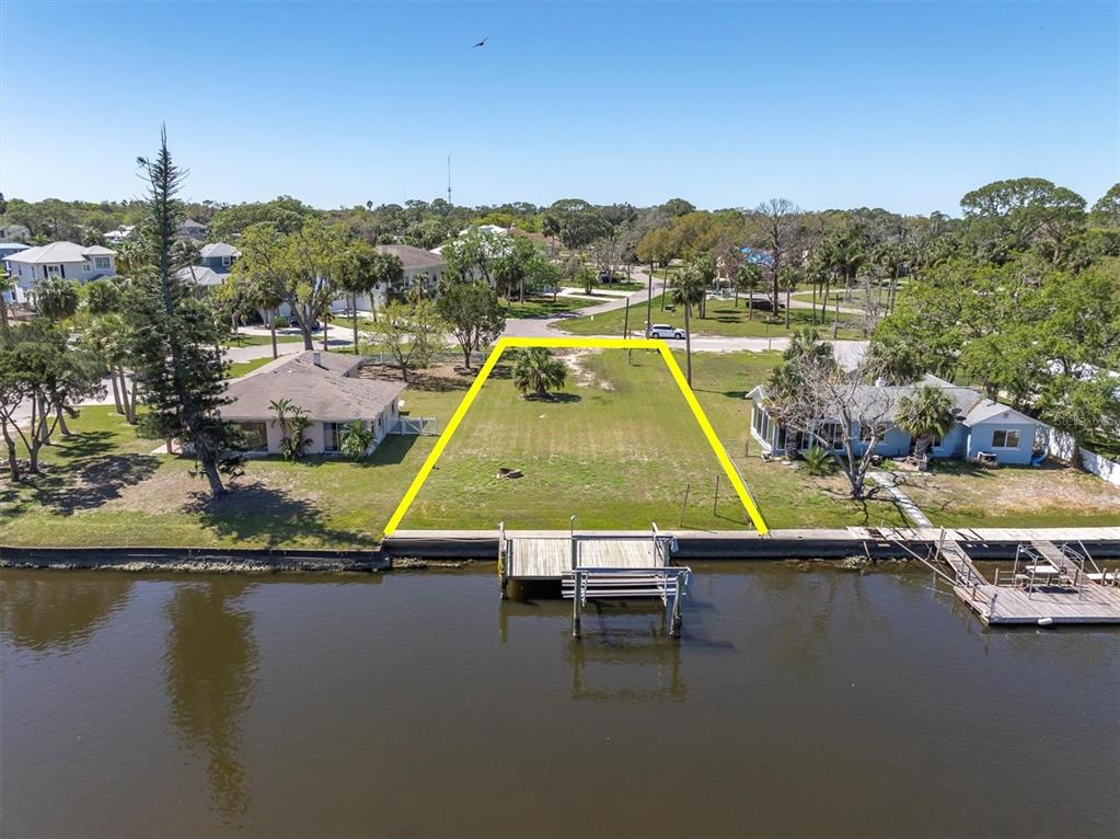 5433 Cotee River Drive New Port Richey, FL 34652 - Photo 3 of 18 a view of swimming pool with a lake view