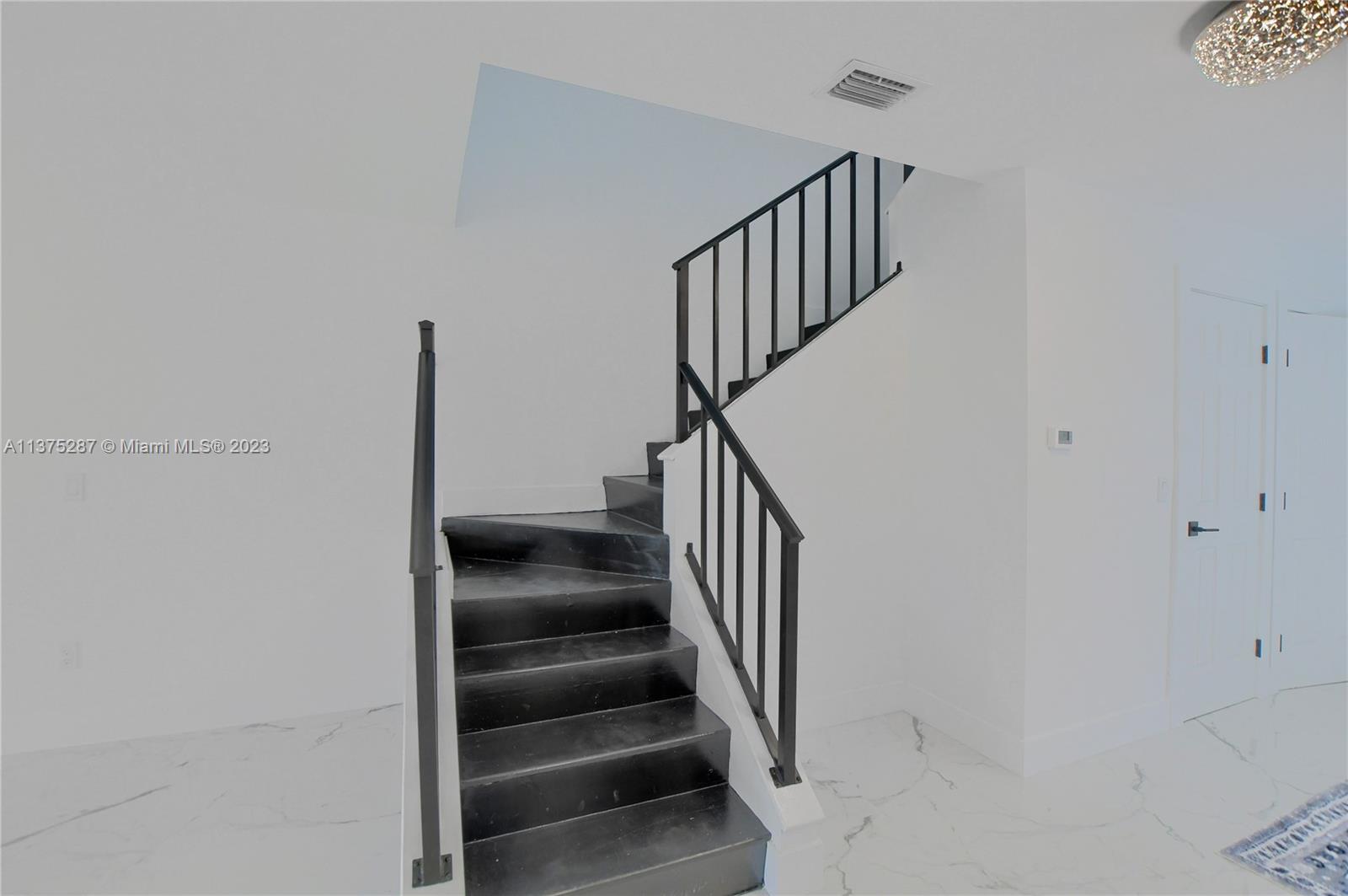 9264 Vista Del Lago, Unit D Boca Raton, FL 33428 - Photo 15 of 28 Gallery Image 15