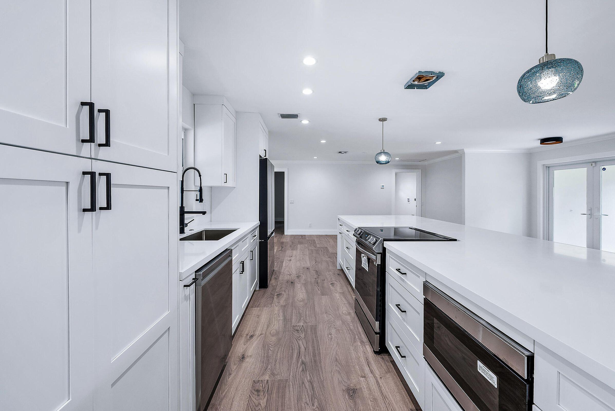 5686 Shirley Drive Jupiter, FL 33458 - Photo 3 of 6 IMG_8715