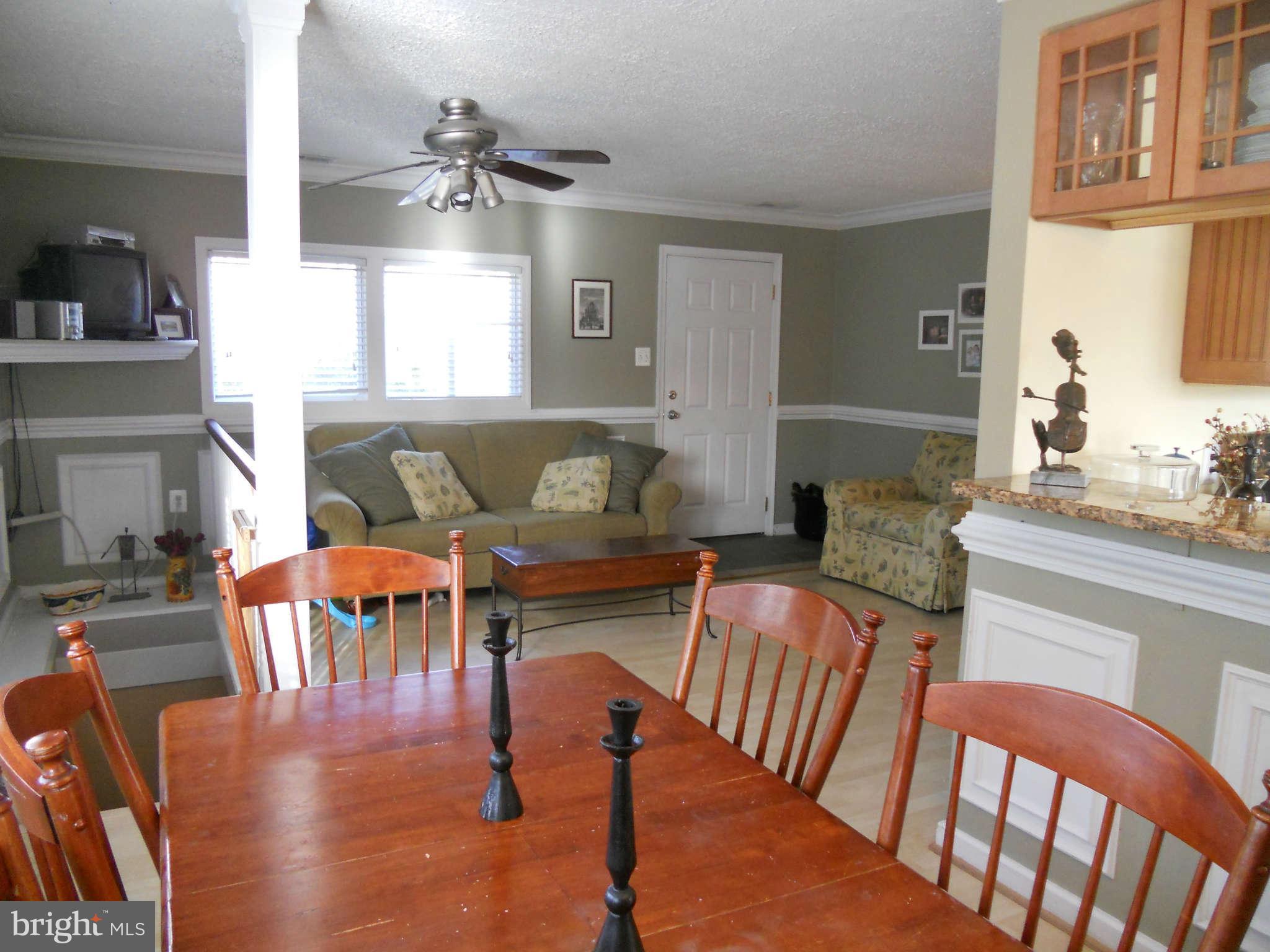 2850 Graham Road Falls Church, VA 22042 - Photo 4 of 29 Living Room