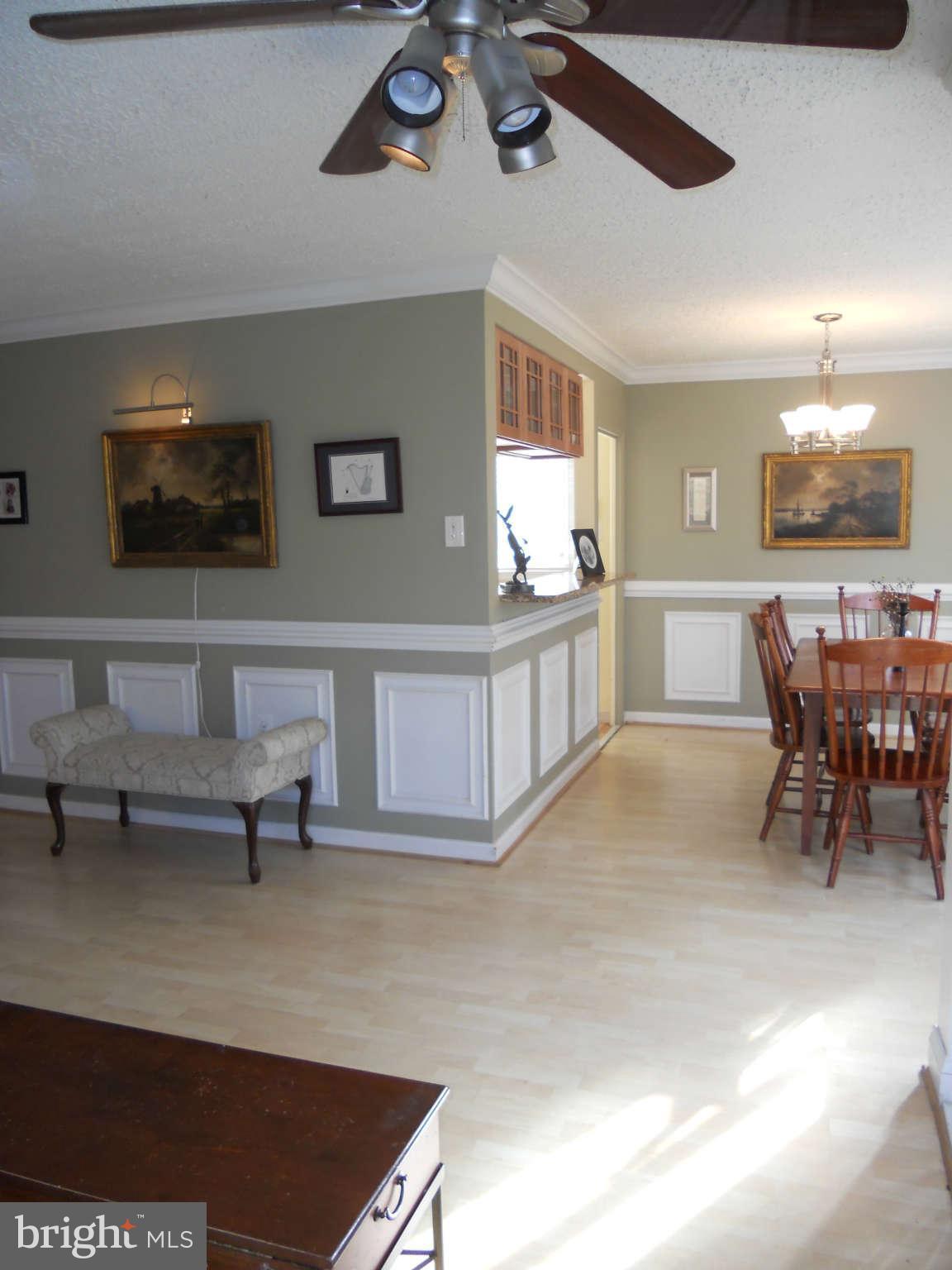 2850 Graham Road Falls Church, VA 22042 - Photo 5 of 29 Living Room