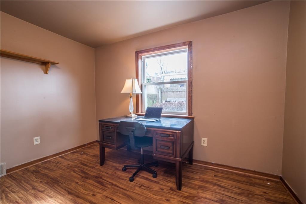3559 Middleboro Road Pittsburgh, PA 15234 - Photo 14 of 25 Gallery Image 14