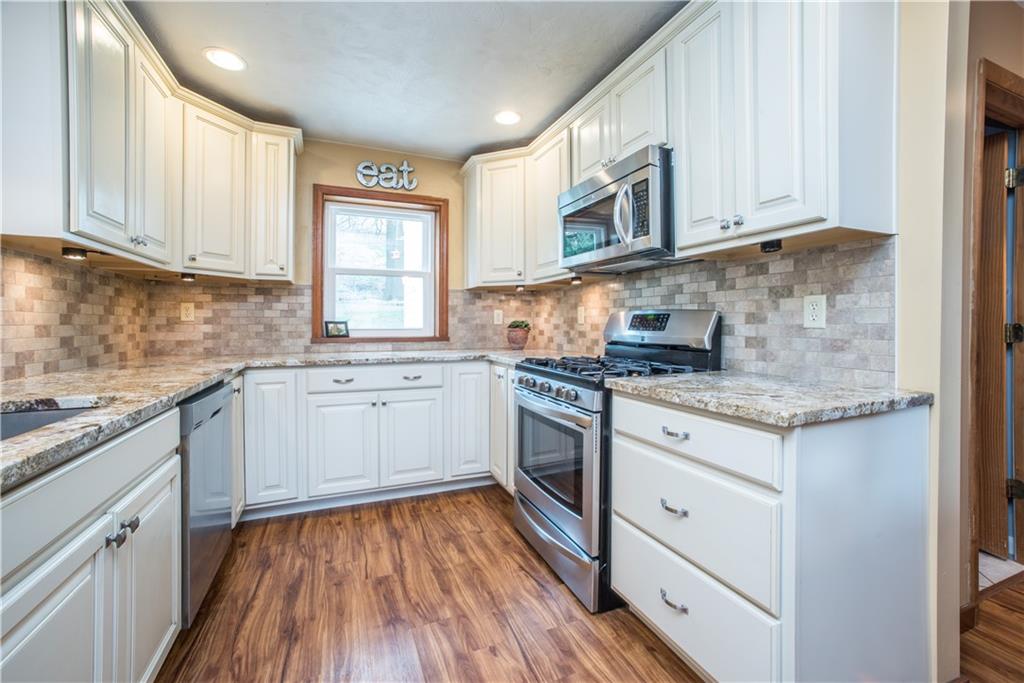 3559 Middleboro Road Pittsburgh, PA 15234 - Photo 6 of 25 Gallery Image 6