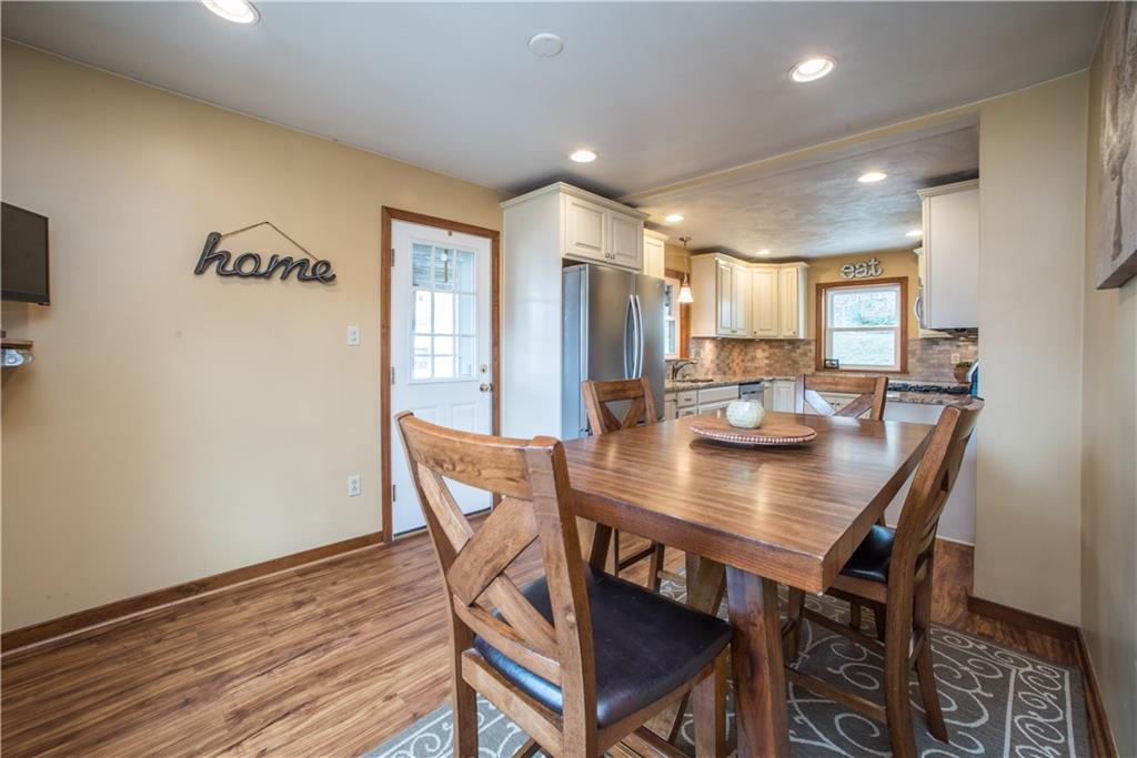 3559 Middleboro Road Pittsburgh, PA 15234 - Photo 8 of 25 Gallery Image 8